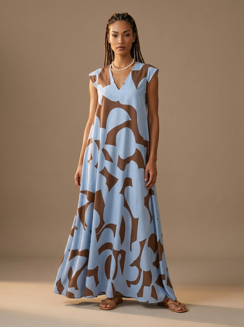 Vestido Maxi San Sebastián estampado abstracto azul marrón detalle escote – ONVALERY